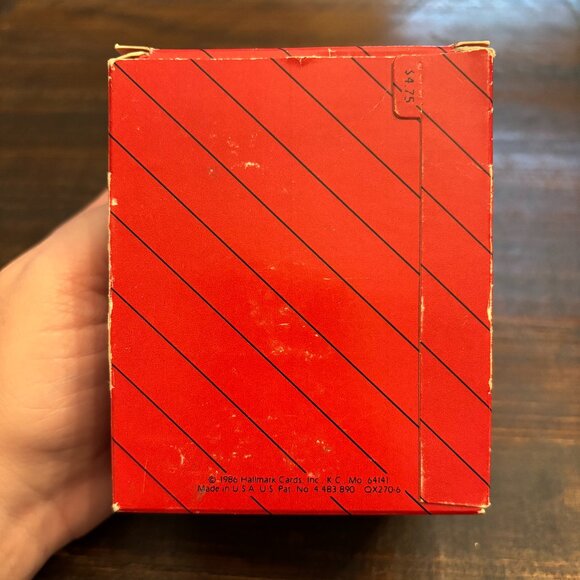 Vintage 1986 Hallmark Keepsake Glass Christmas Ornament "Season of the Heart" - Picture 4 of 4